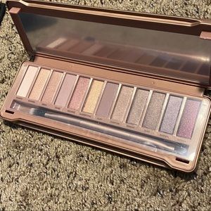 Pure Cosmetics buff collection eyeshadow